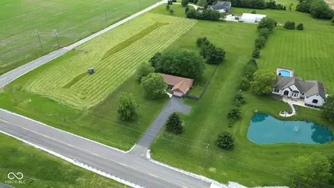 22620 Lamong Rd, Sheridan, IN 46069