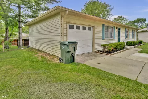 166 Schaefer Ct S, Hope, IN 47246 photo 6