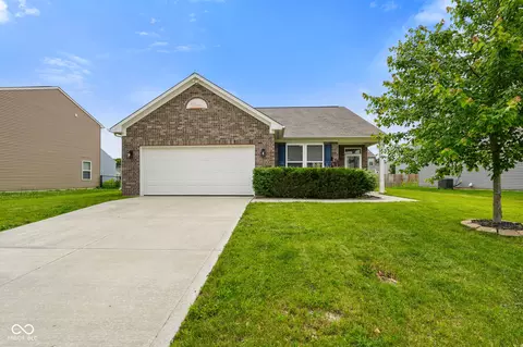 6415 Calabash Pl, Indianapolis, IN 46217