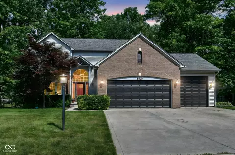 8530 Ardennes Dr, Fishers, IN 46038