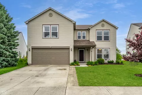 8088 Lantern Ln, Pendleton, IN 46064