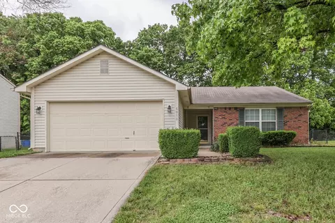 6010 Rocky River Dr, Indianapolis, IN 46221