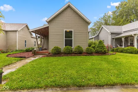 1211 W 10th St, Muncie, IN 47302
