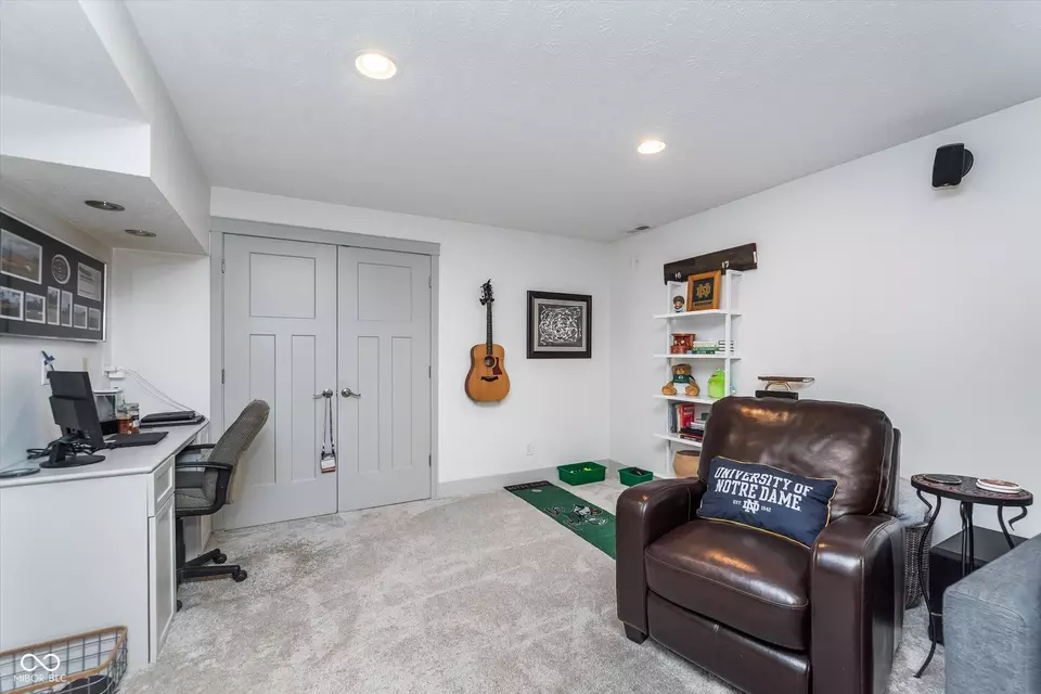 10673 Misty Hollow Ln, Fishers, IN 46038 photo 34