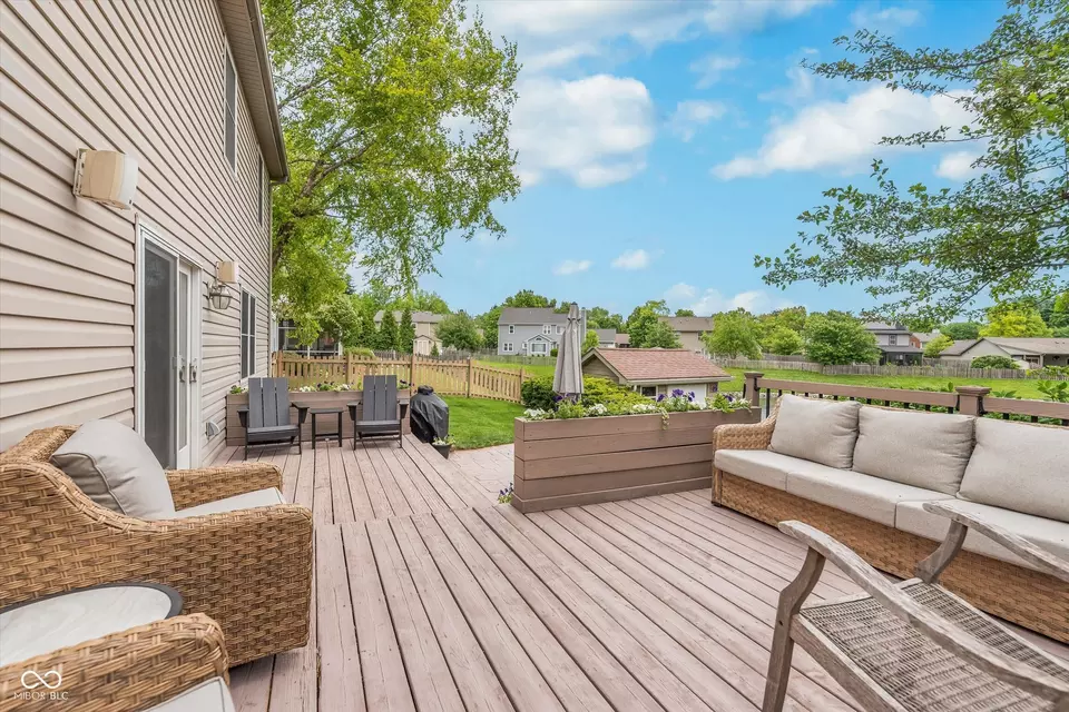  10673 Misty Hollow Ln, Fishers, IN 46038 photo 40