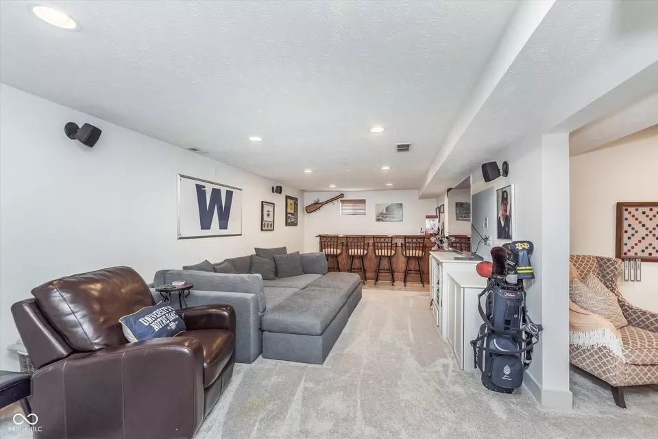  10673 Misty Hollow Ln, Fishers, IN 46038 photo 33