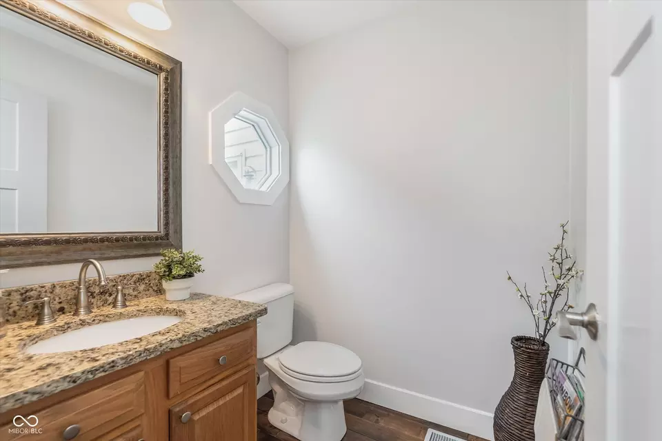  10673 Misty Hollow Ln, Fishers, IN 46038 photo 16