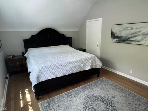 5889 Crestview Ave, Indianapolis, IN 46220 photo 16