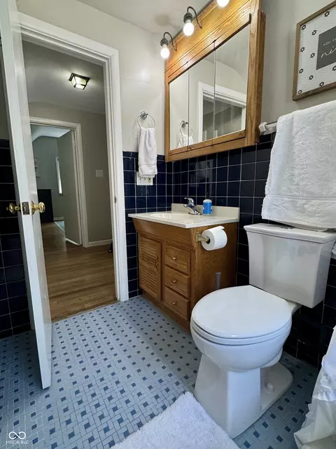 5889 Crestview Ave, Indianapolis, IN 46220 photo 19