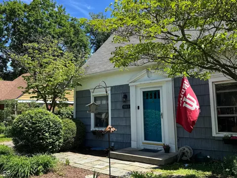 5889 Crestview Ave, Indianapolis, IN 46220 photo 3