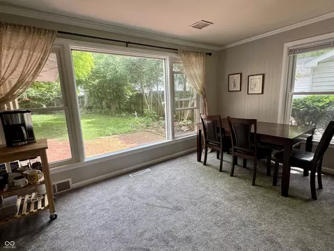 5889 Crestview Ave, Indianapolis, IN 46220 photo 9