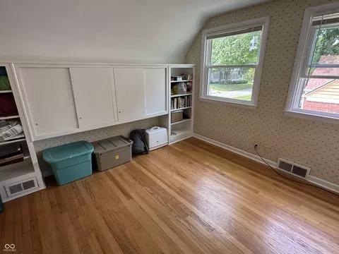 5889 Crestview Ave, Indianapolis, IN 46220 photo 21