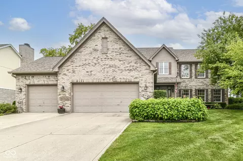 10888 Weston Dr, Carmel, IN 46032