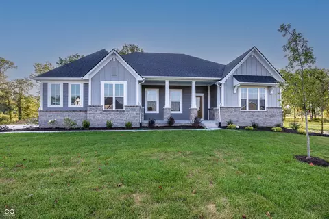 9437 Dogwood Dr, Mccordsville, IN 46055
