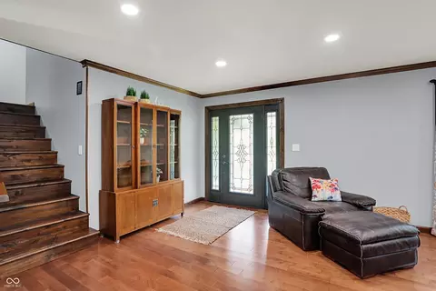 Entry Way - 4623 E Windsor Ln, Columbus, IN 47201 photo 1 of 1