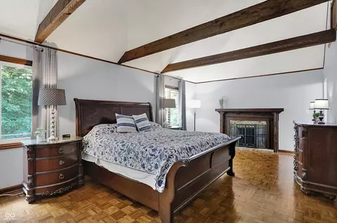 Bedroom - 4623 E Windsor Ln, Columbus, IN 47201 photo 6 of 7