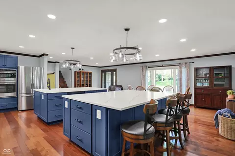 Kitchen - 4623 E Windsor Ln, Columbus, IN 47201 photo 5 of 8