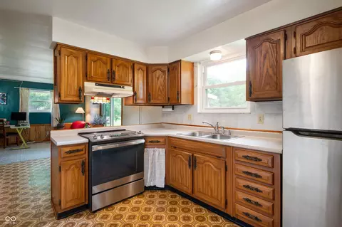 Kitchen - 8027 S 250 E, Markleville, IN 46056 photo 1 of 3