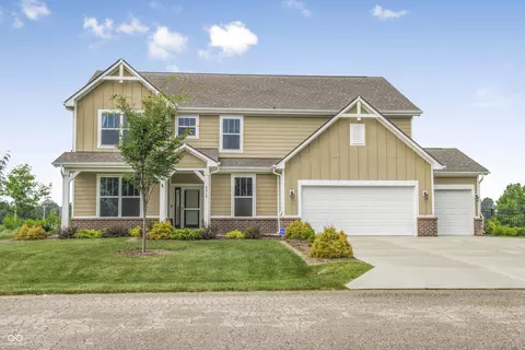 9018 E Gayle Dr, Morgantown, IN 46160