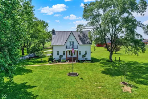 1926 S Jackson St, Frankfort, IN 46041