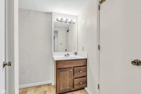 517 E Graham Pl, Bloomington, IN 47401 photo 24