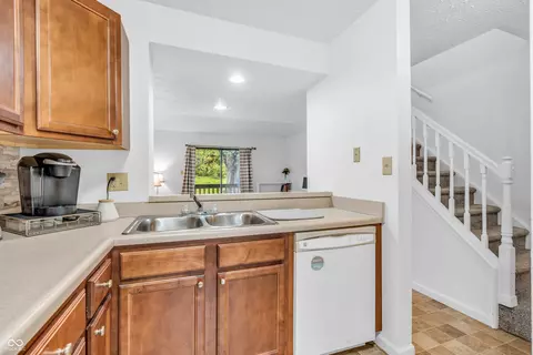 517 E Graham Pl, Bloomington, IN 47401 photo 10