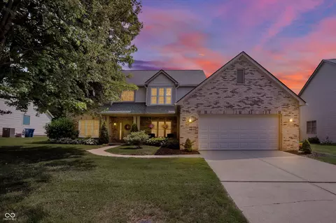 10965 Fairway Ridge Ln, Fishers, IN 46037