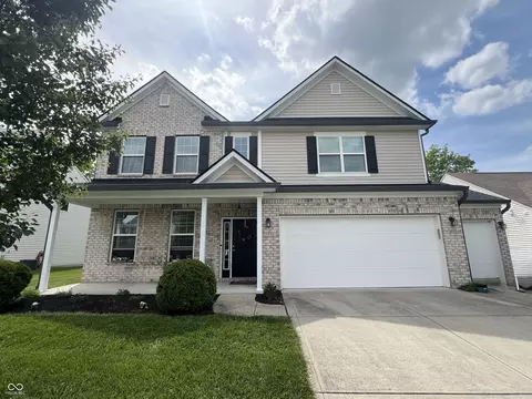 1518 Valdarno Dr, Greenwood, IN 46143
