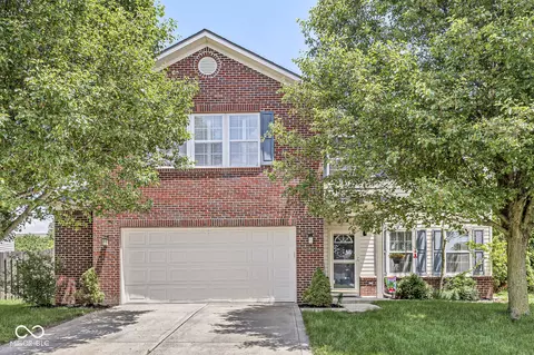 671 Sonoma Ln, Greenfield, IN 46140