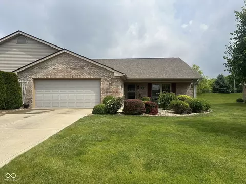 2916 N Wind Chime Cir, Greenwood, IN 46143
