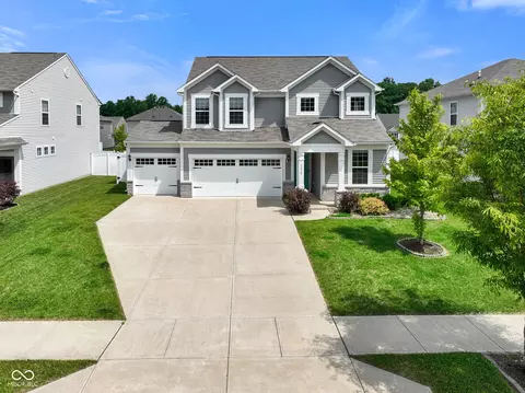 6830 Park Grove Blvd, Whitestown, IN 46075