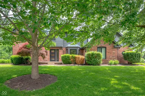 1437 Carey Ct, Carmel, IN 46032
