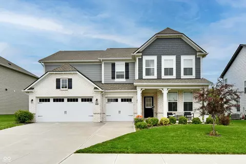 3872 New Battle Ln, Bargersville, IN 46106