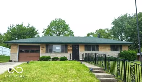 317 Grovewood Dr, Beech Grove, IN 46107