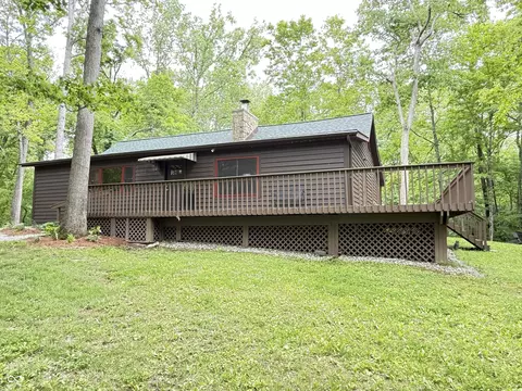 7166 Woodside Dr, Liberty, IN 47353