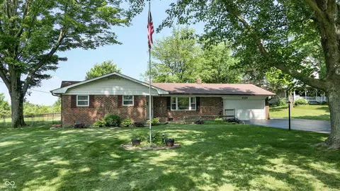 4124 Five Points Rd, Indianapolis, IN 46239