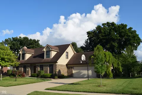 1065 Lakewood South Dr, Brownsburg, IN 46112