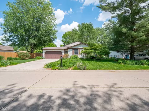 1325 Countryside Ln, Indianapolis, IN 46231