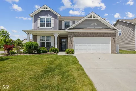 632 Albermarle Dr, Pittsboro, IN 46167