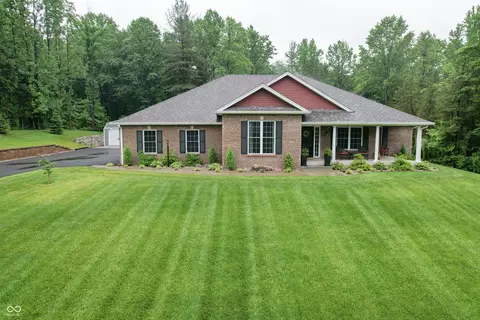 845 S Bay, North Vernon, IN 47265