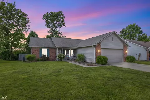 34 Westview Pl, Bargersville, IN 46106