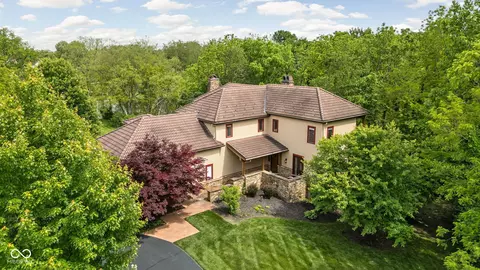 9601 Irishmans Run Ln, Zionsville, IN 46077