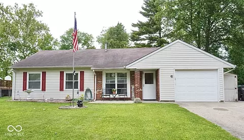 254 Bittersweet Dr, Whiteland, IN 46184