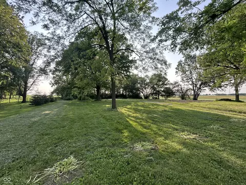 8553 S Old Spiceland Rd, Spiceland, IN 47385