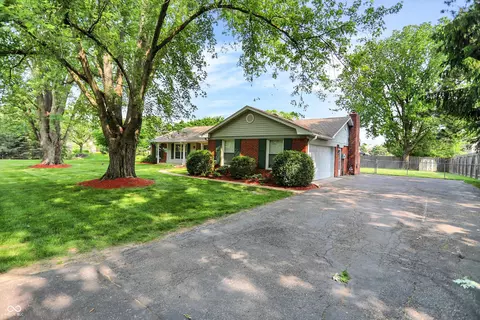13172 E 116th St, Fishers, IN 46037 photo 2