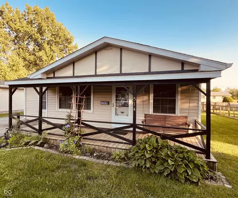 514 W 6th St, Sheridan, IN 46069