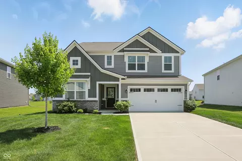 9537 Crossfield Rd, Avon, IN 46123