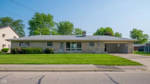 1460 W Mckay Rd, Shelbyville, IN 46176