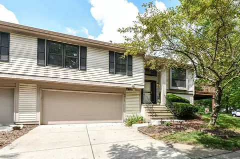 9510 Bay Vista Dr E, Indianapolis, IN 46250