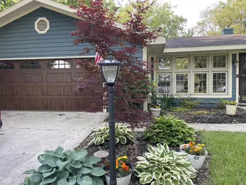 526 Emerson Rd, Carmel, IN 46032